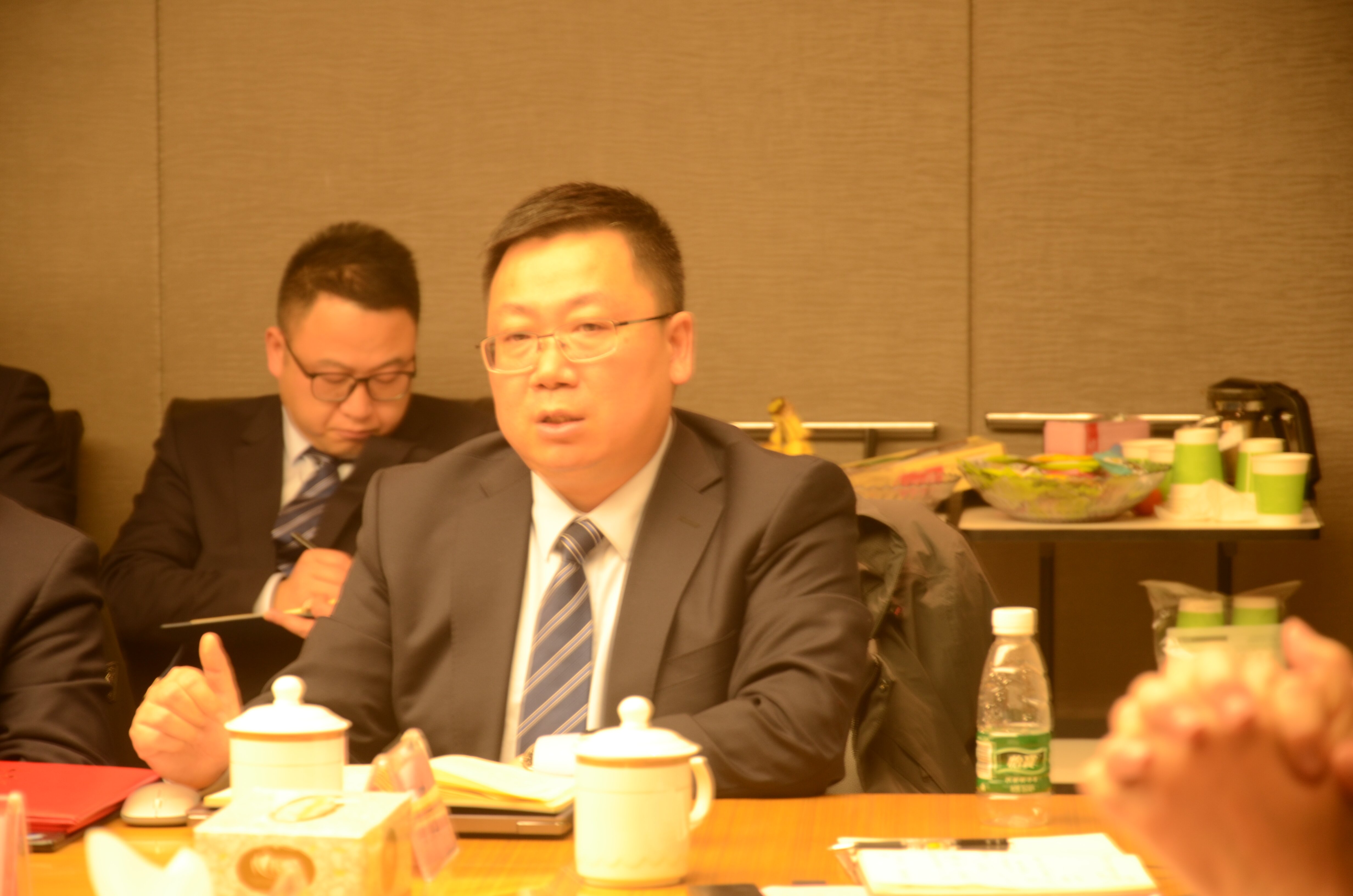 突破变革 协同共进 I 2023年江西鸿利&尊龙凯时年终总结大会 突破变革 协同共进 I 2023年江西鸿利&尊龙凯时年终总结大会